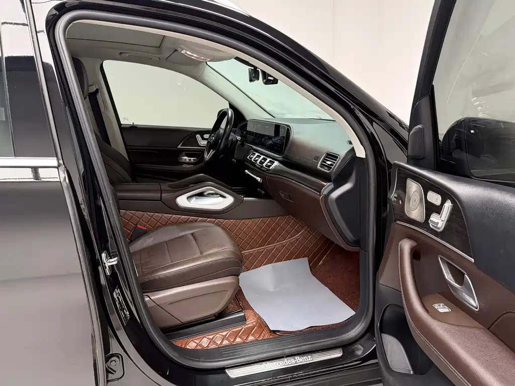 Mercedes-Benz GLE 2021 — фото 17