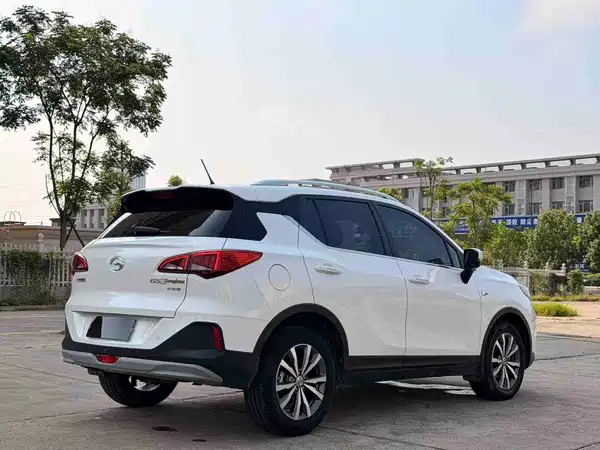 GAC Trumpchi GS3 2021