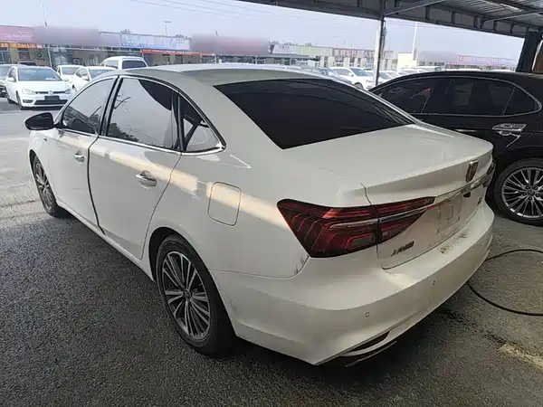 Roewe i6 Classic 2020