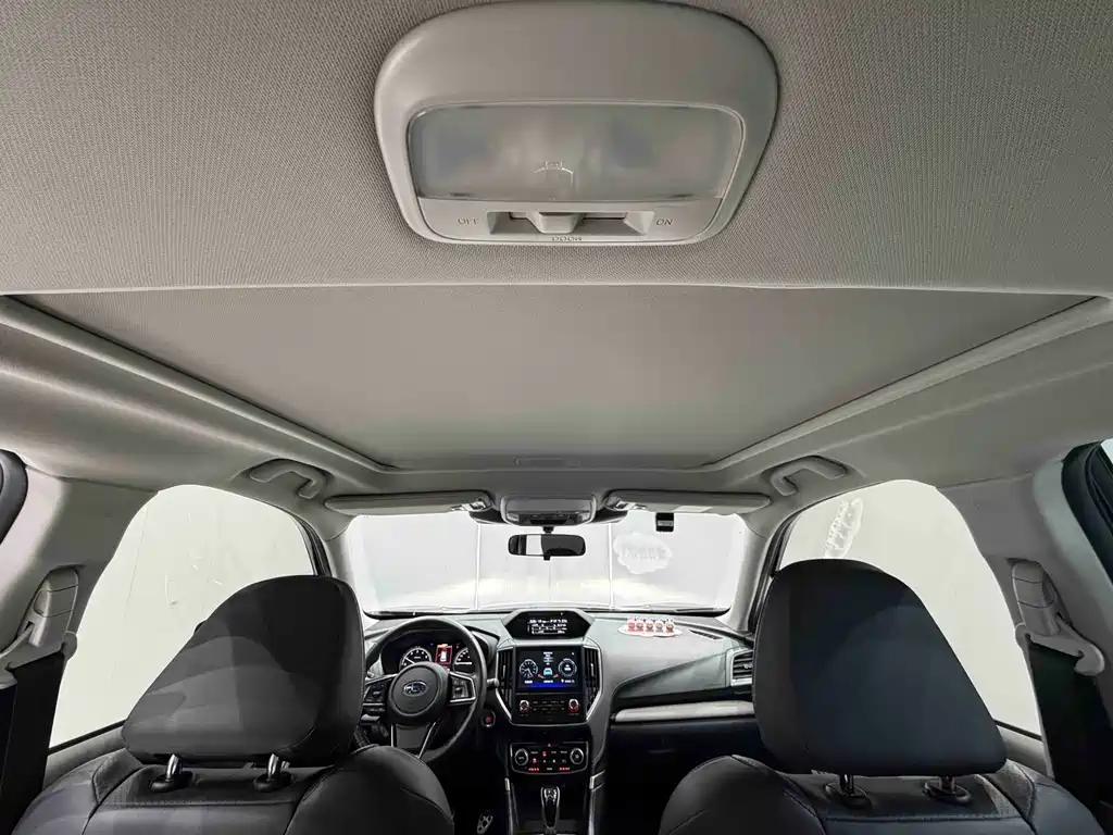 Subaru Forester 2022 — фото 13