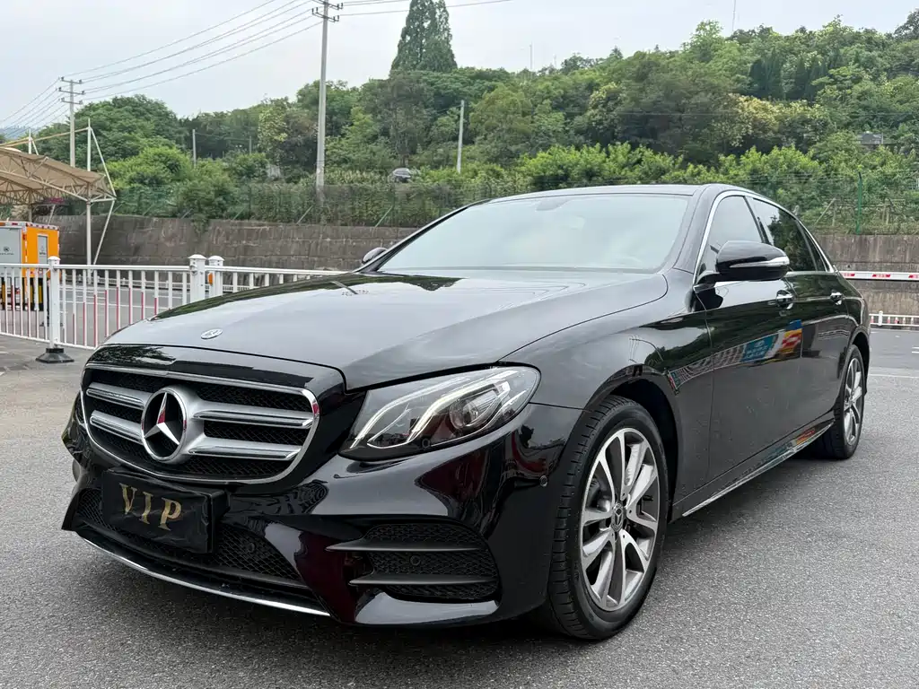 Mercedes-Benz E-Class 2018 — фото 1