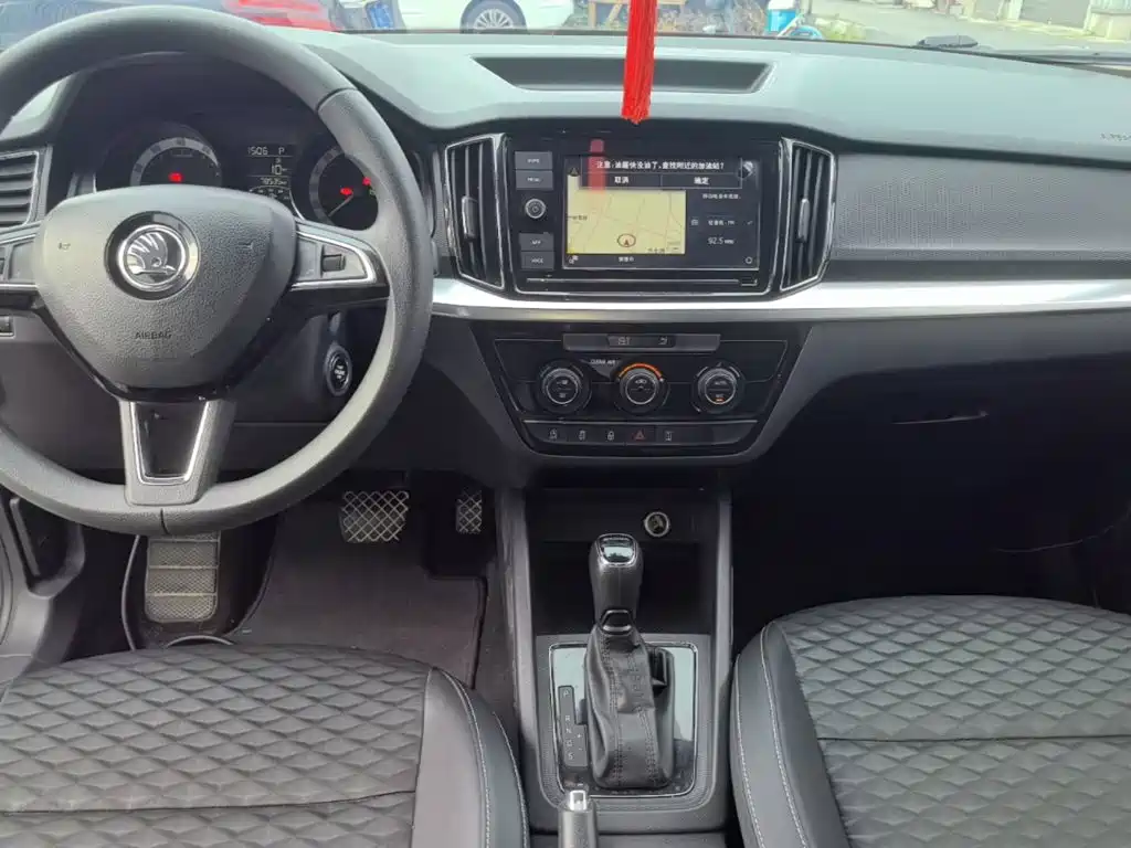 Skoda Kamiq 2020 — фото 10