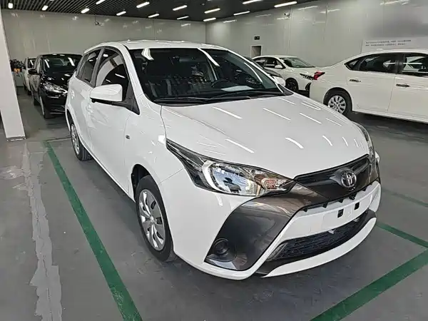 Toyota Yaris L 2020
