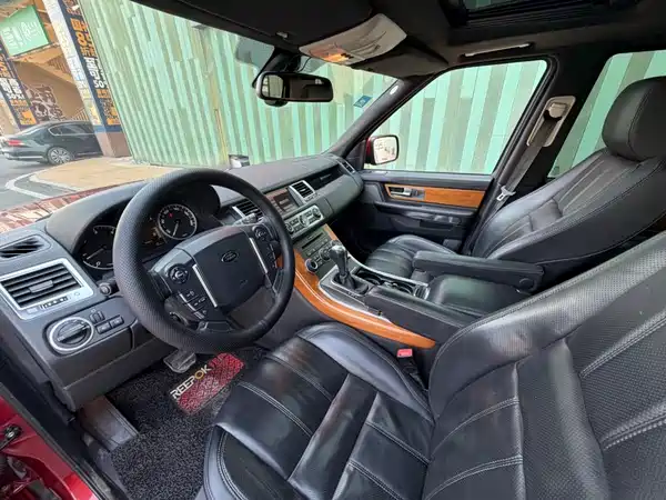 Land Rover Range Rover Sport 2010