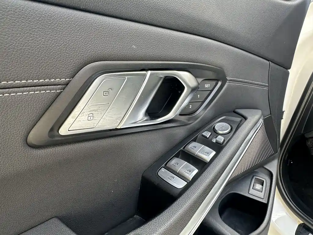 BMW 3 Series 2020 — фото 16