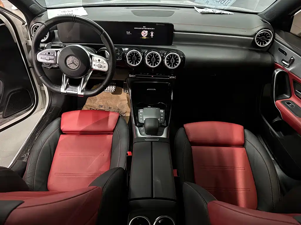 Mercedes-Benz A-Class AMG 2023 — фото 5