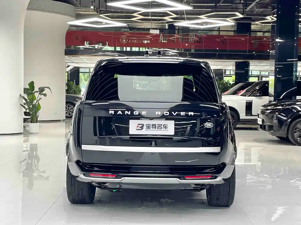 Land Rover Range Rover 2025 — фото 22