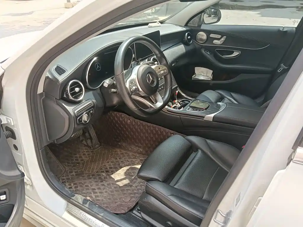 Mercedes-Benz C-Class 2020 — фото 2