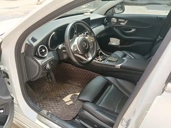Mercedes-Benz C-Class 2020