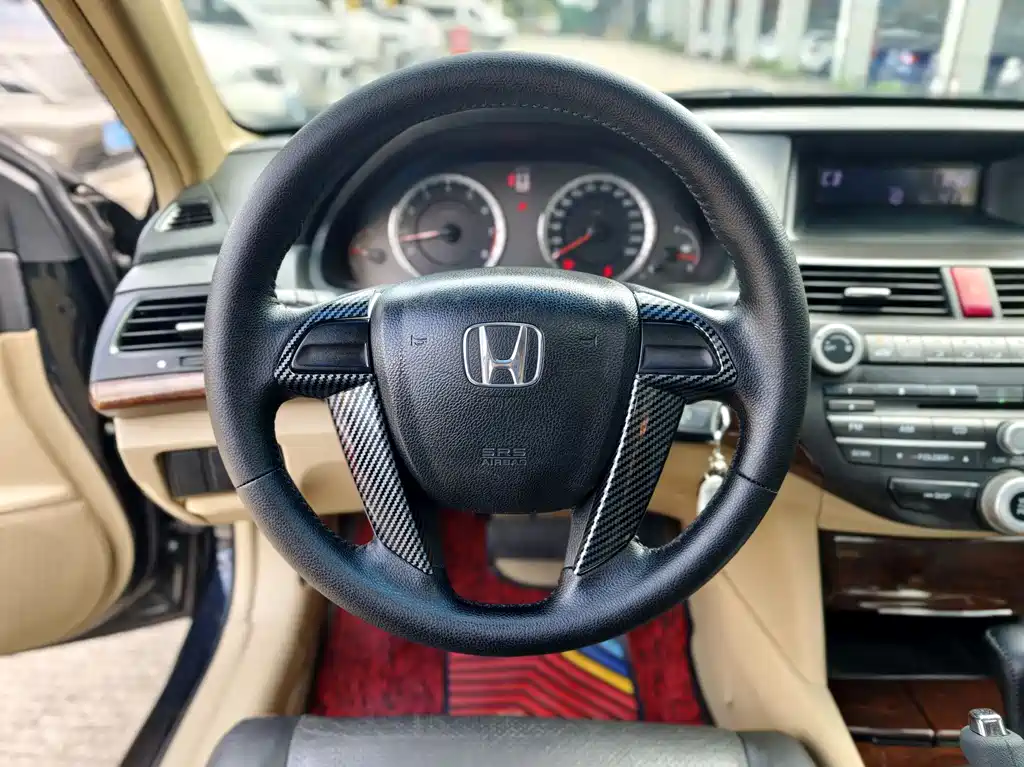 Honda Accord 2013 — фото 15