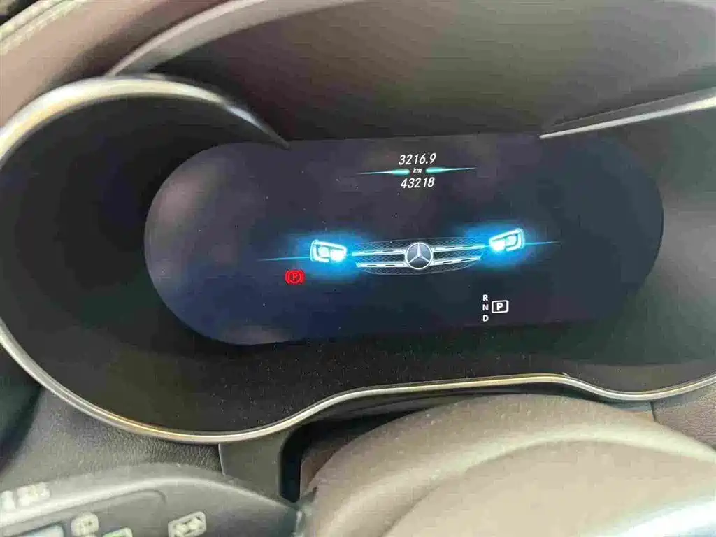 Mercedes-Benz GLC 2023