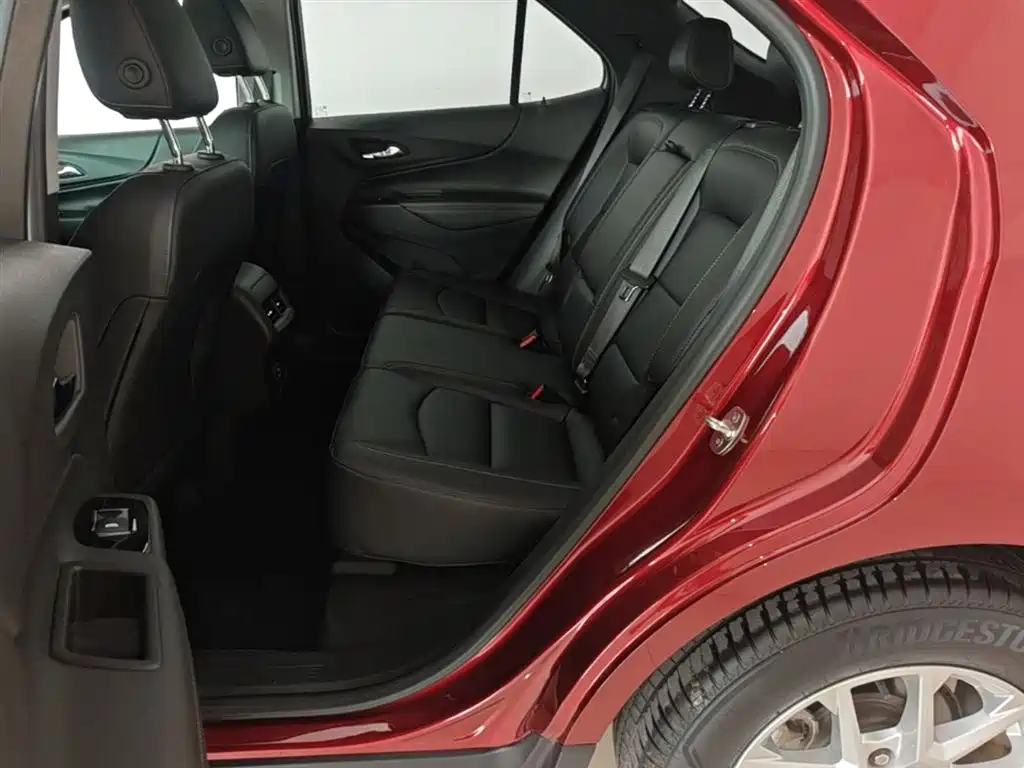 Chevrolet Equinox 2021 — фото 17