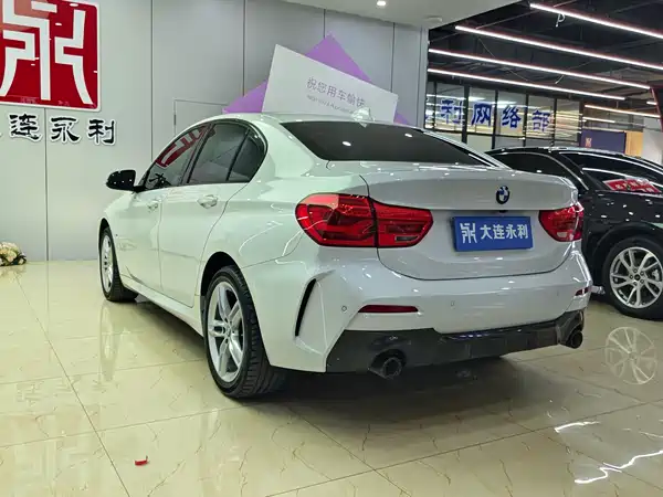 BMW 1 Series 2022