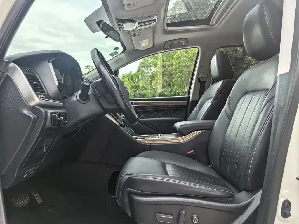 GAC Trumpchi M8 2020 — фото 10