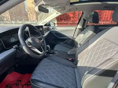 Volkswagen Sagitar 2023