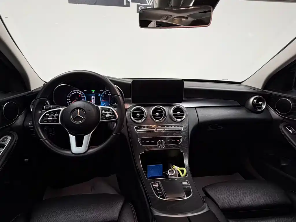 Mercedes-Benz C-Class 2020 — фото 14