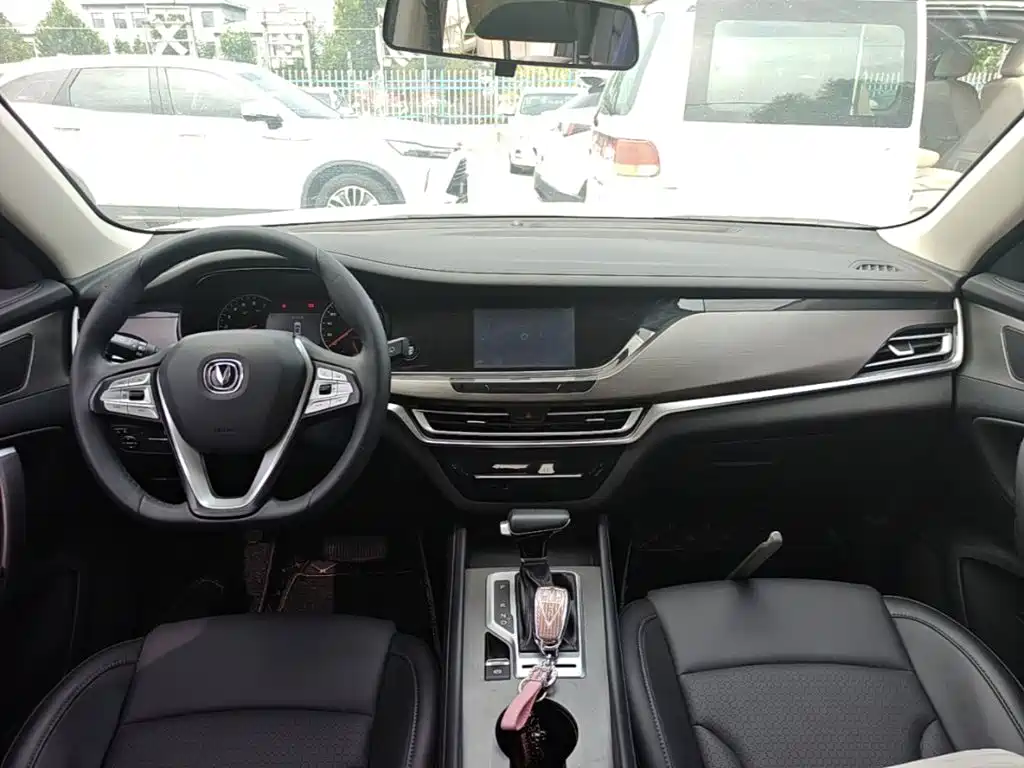 Changan CS35PLUS 2020 — фото 10