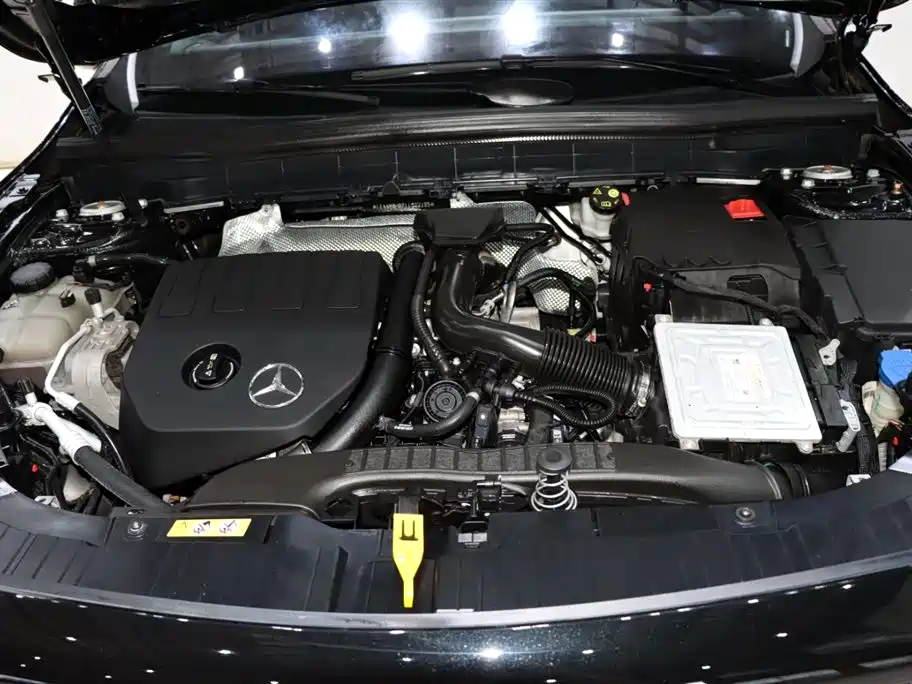 Mercedes-Benz GLB 2020 — фото 20