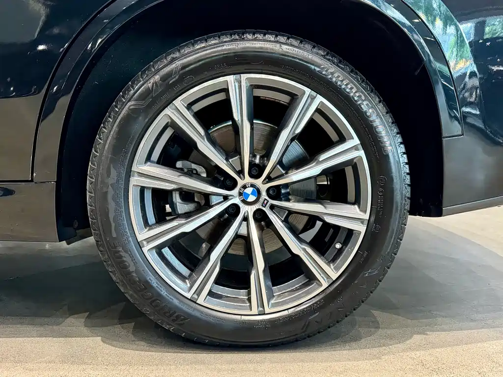 BMW X5 2021 — фото 17
