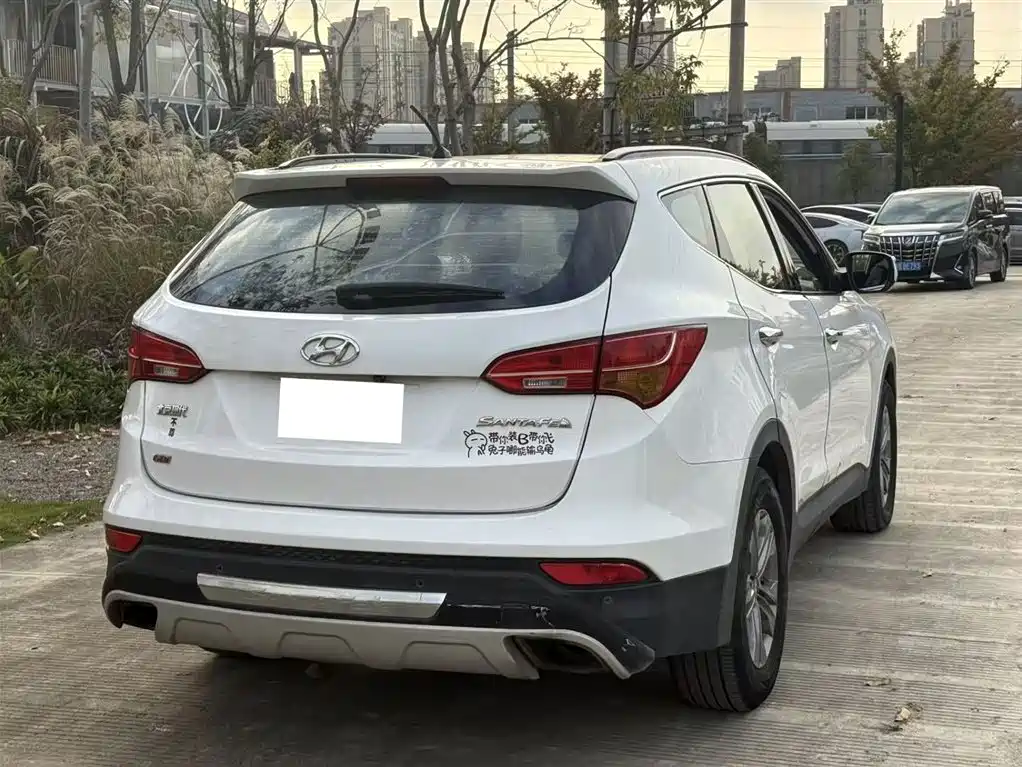 Hyundai Santa Fe 2014 — фото 13