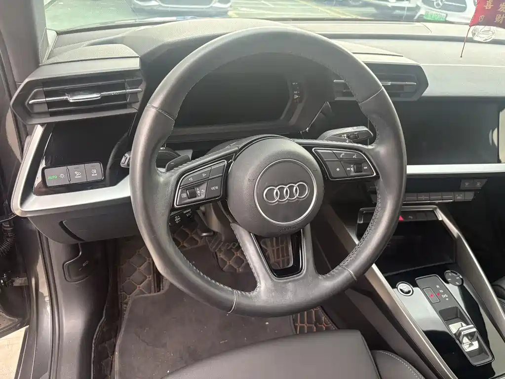 Audi A3 2022 — фото 16