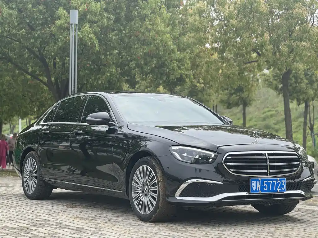 Mercedes-Benz E-Class 2021 — фото 2