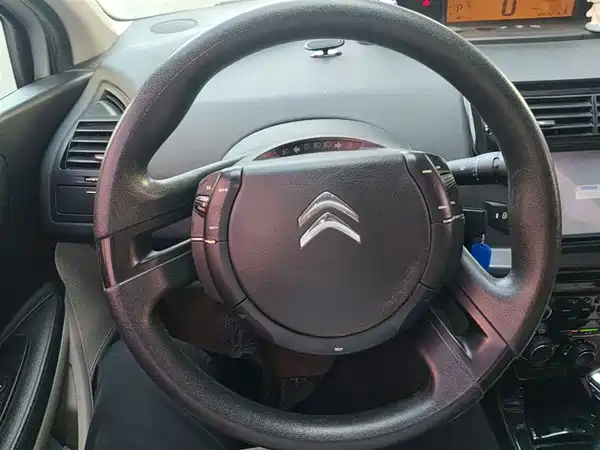 Citroën Sega 2013
