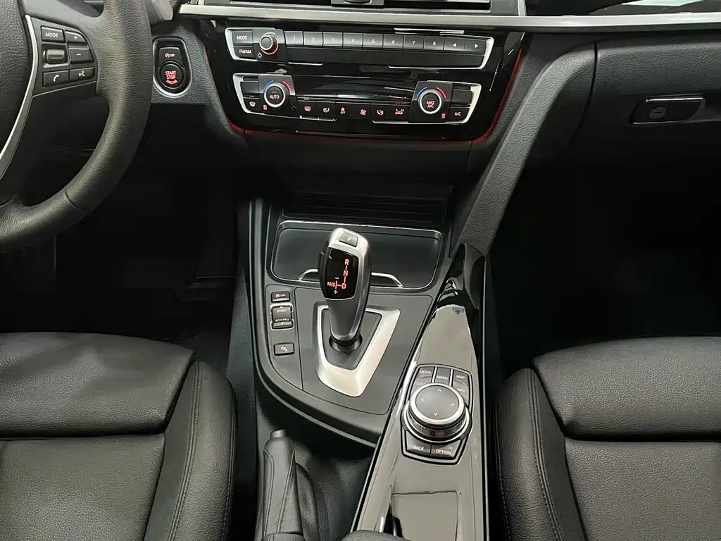 BMW 3 Series GT 2019 — фото 17