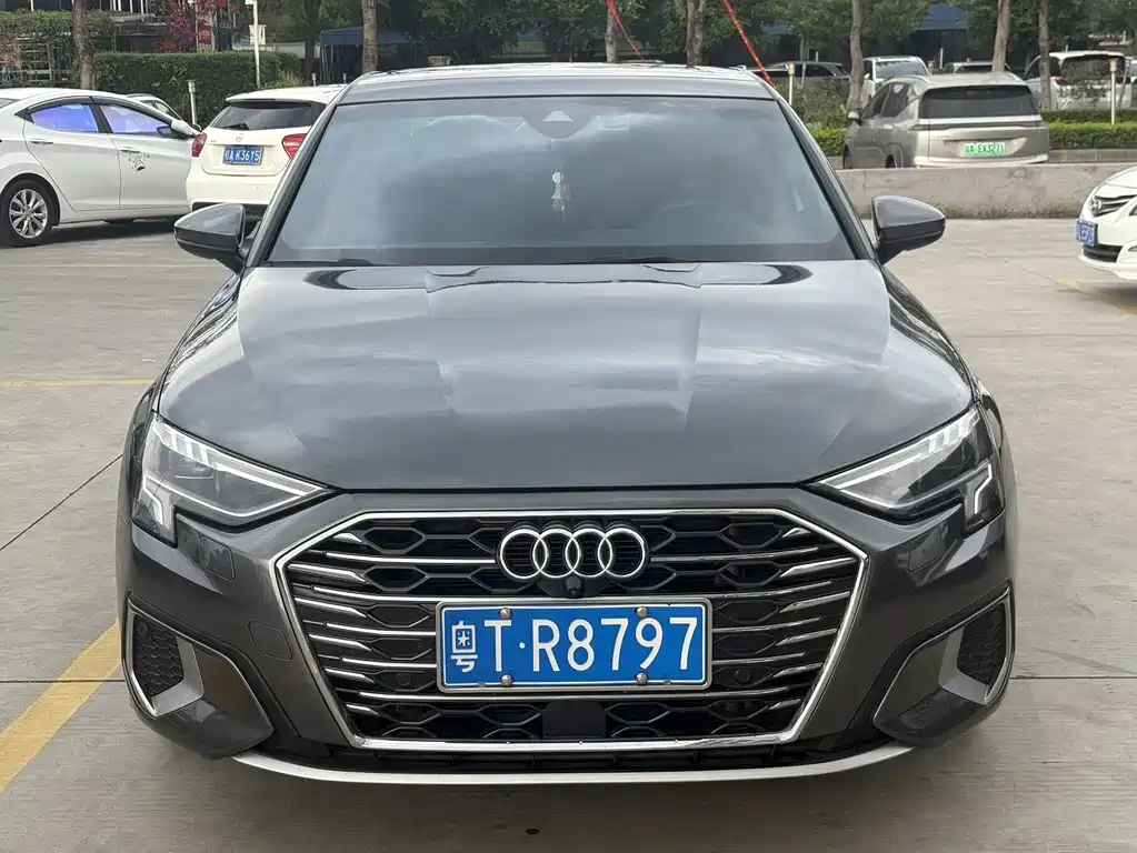 Audi A3 2022 — фото 2