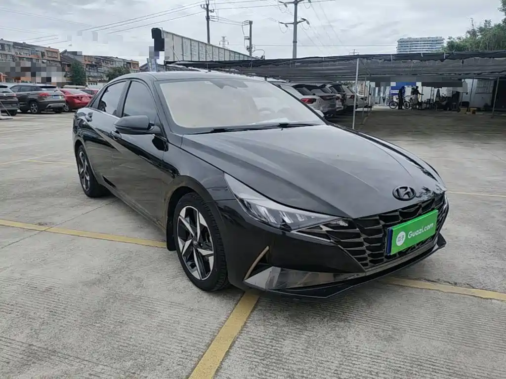 Hyundai Elantra 2021