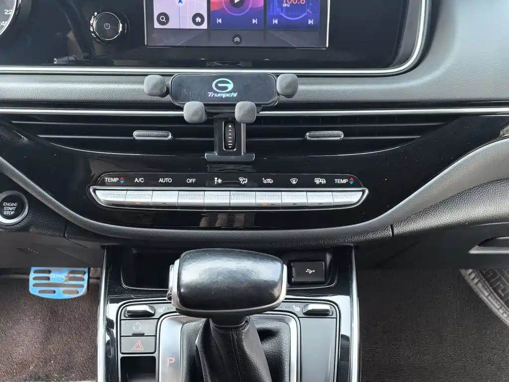 GAC Trumpchi M6 2021 — фото 10