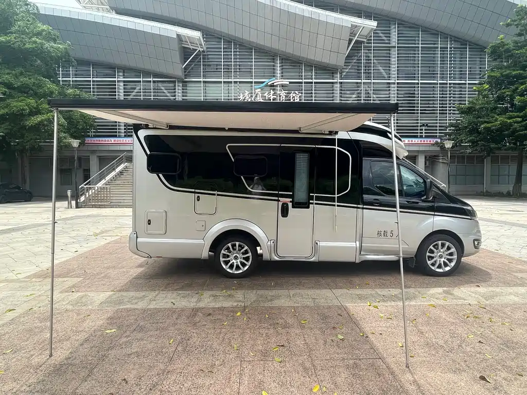 Ford Transit 2022 — фото 10