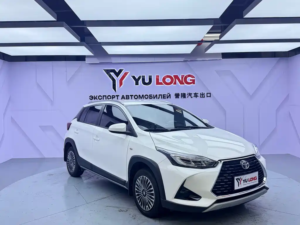 Toyota Yaris L 2022 — фото 8