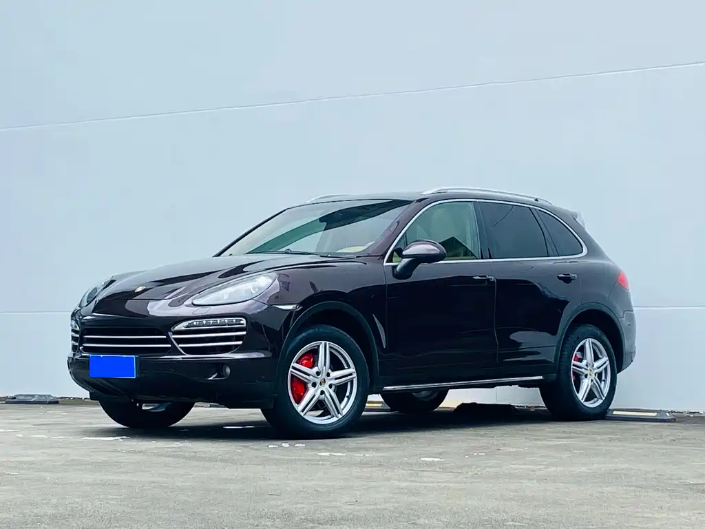 Porsche Cayenne 2014 — фото 1