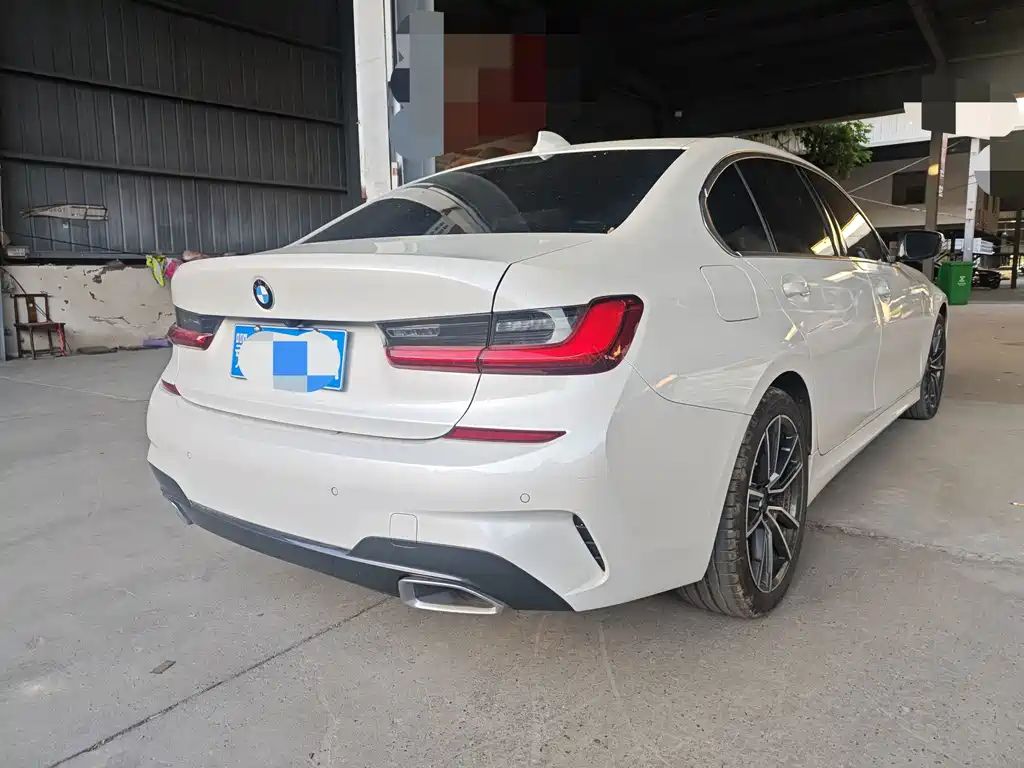 BMW 3 Series 2021