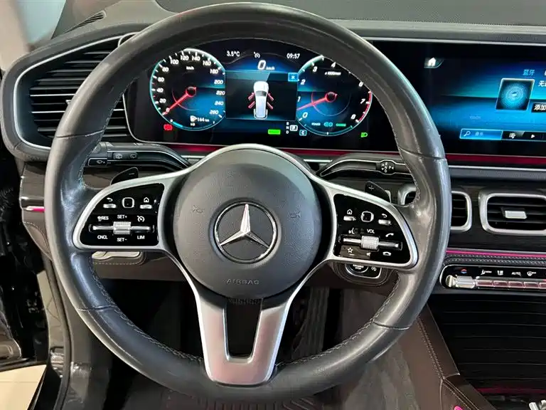 Mercedes-Benz GLS 2021 — фото 9