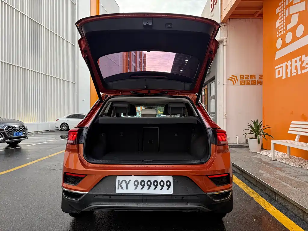 Volkswagen T-Roc 2018 — фото 8