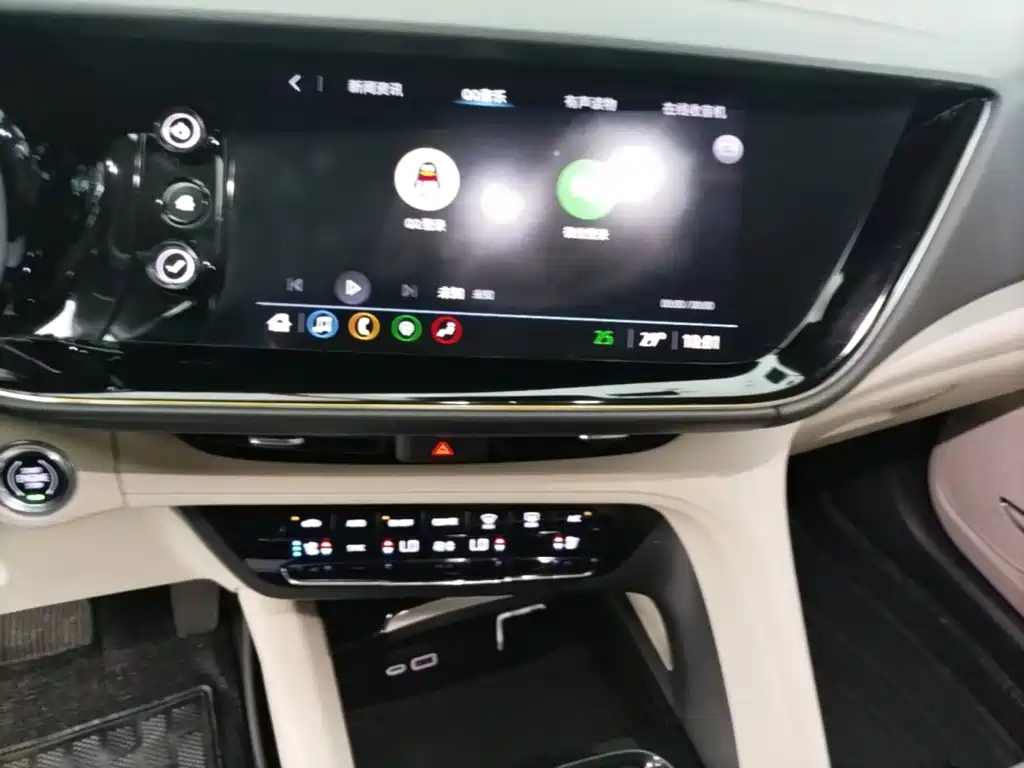 Buick Envision Plus 2021 — фото 13
