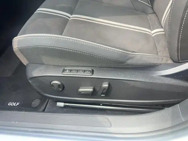 Volkswagen Golf 2022