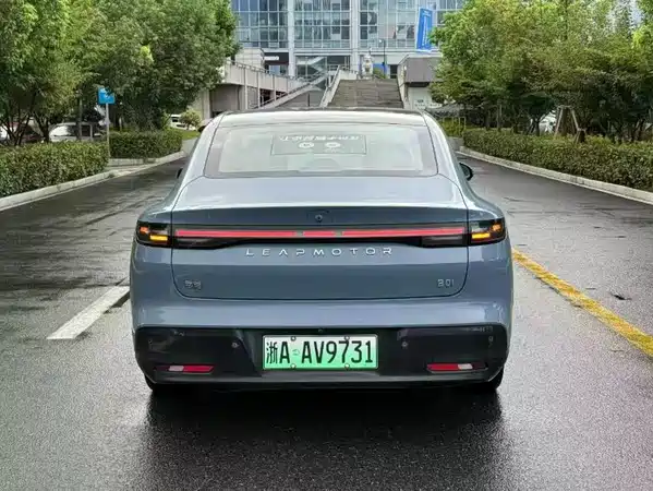 Leapmotor B01 2025
