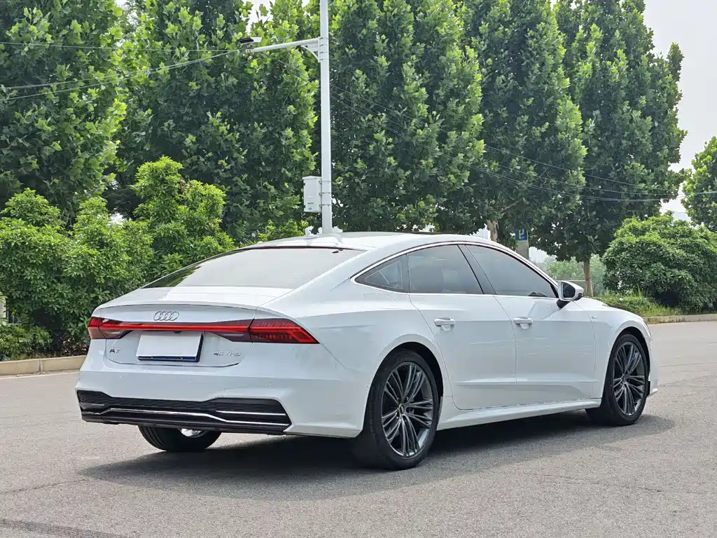 Audi A7 2025 — фото 19
