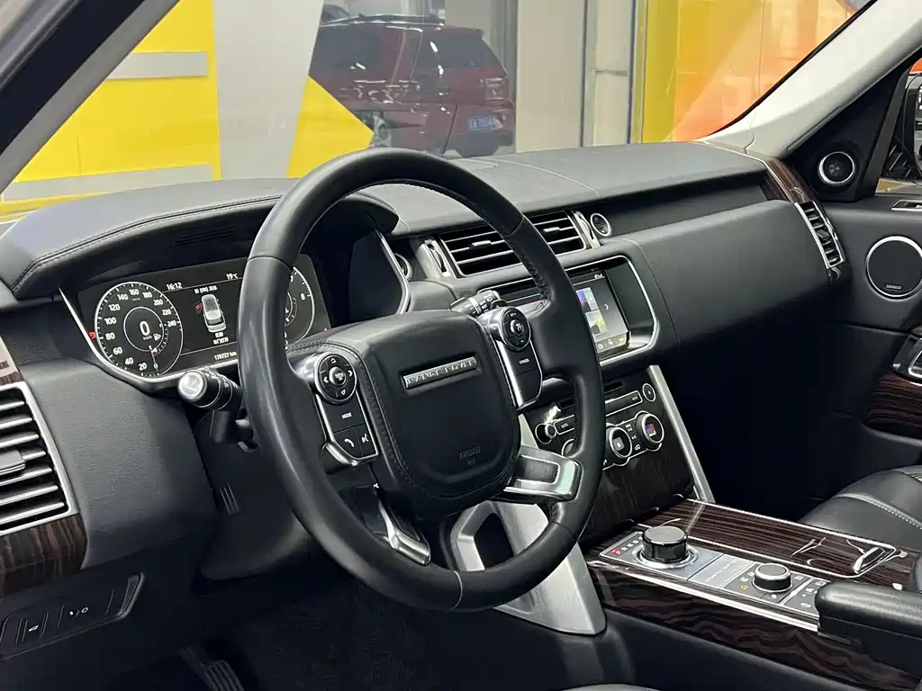 Land Rover Range Rover 2017