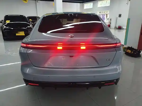 NIO ET5 2025