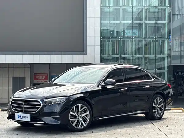 Mercedes-Benz E-Class 2024