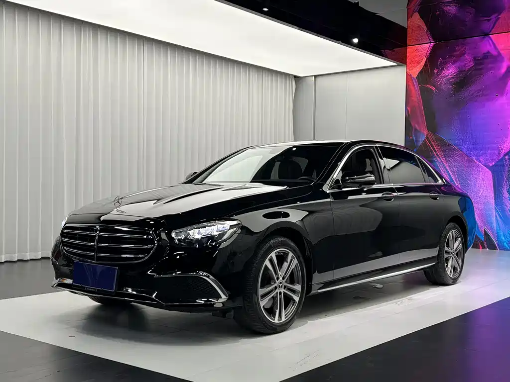 Mercedes-Benz E-Class 2023