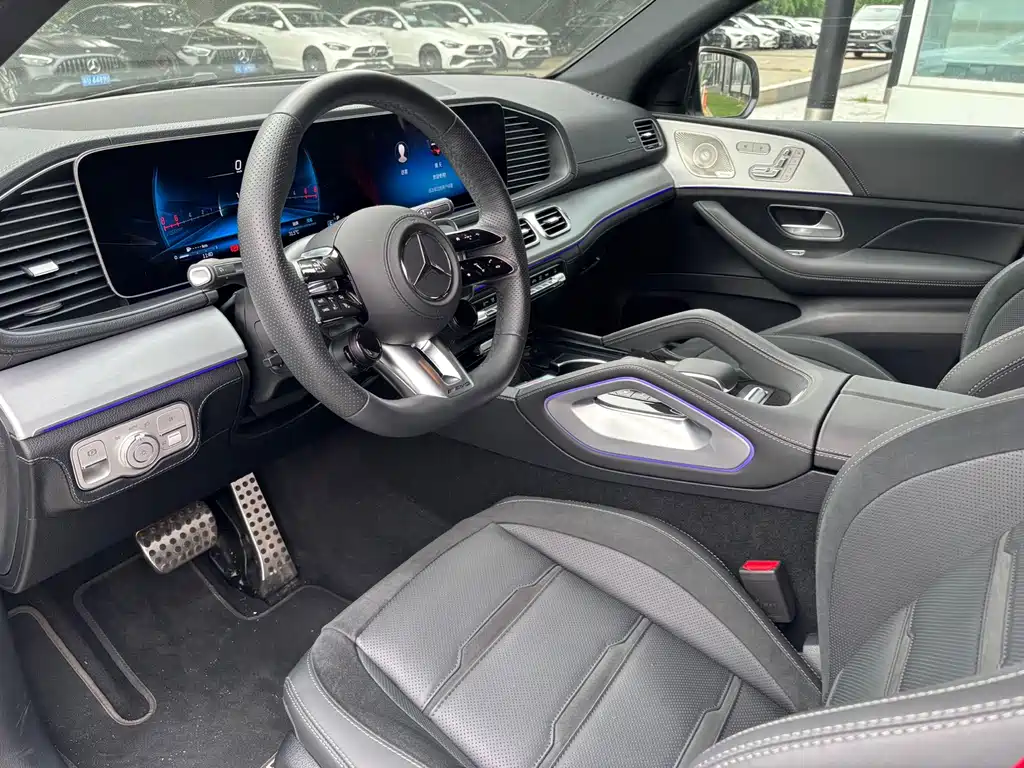 Mercedes-Benz GLE Coupe AMG 2025 — фото 4