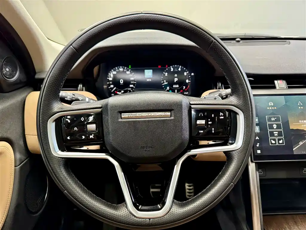 Land Rover Discovery Sport 2025 — фото 23