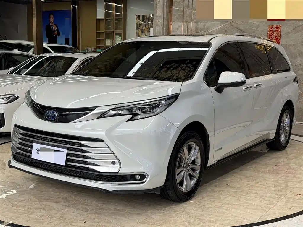Toyota Sienna 2022