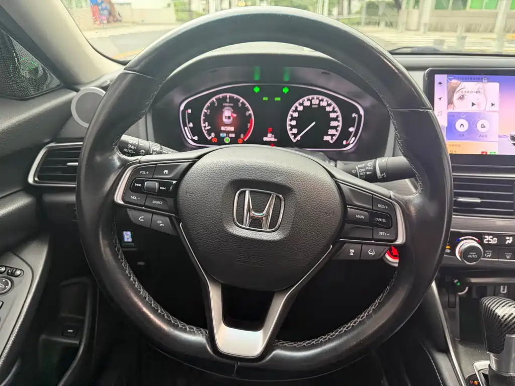 Honda Accord 2021 — фото 14