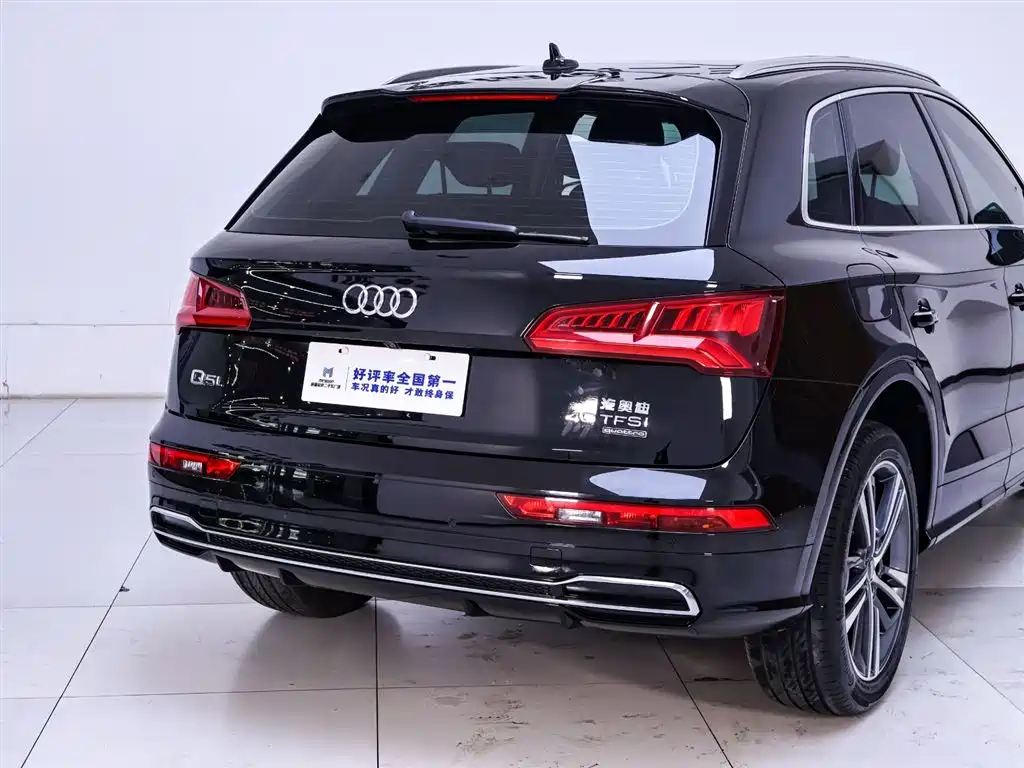 Audi Q5L 2020 — фото 8